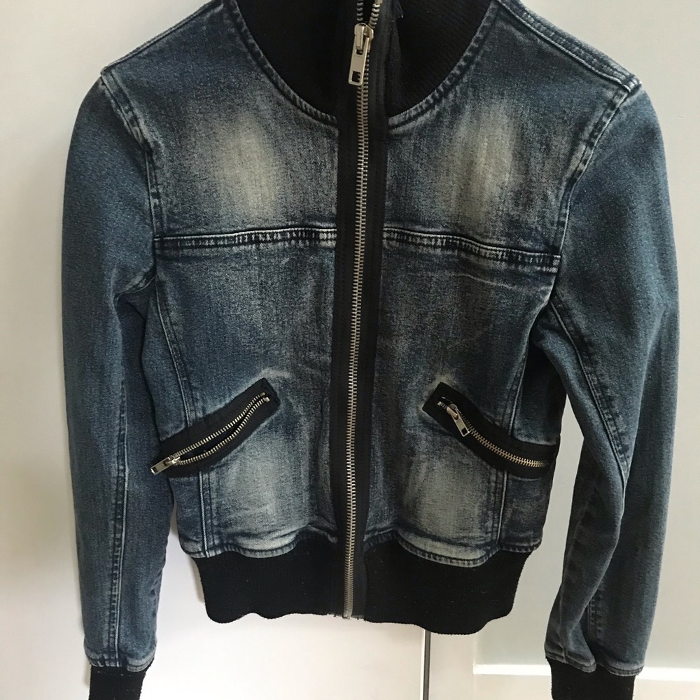 Fashion denim/ jean jacket